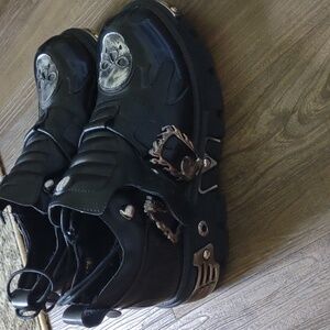 Gothic shoes